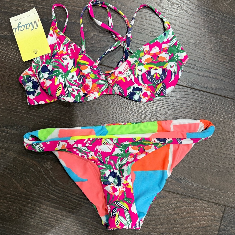 Maaji reversible Floral Bikini Set size medium